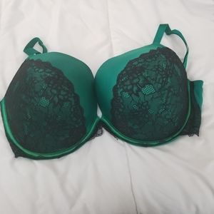 Lane Bryant green with black lace plung bra
